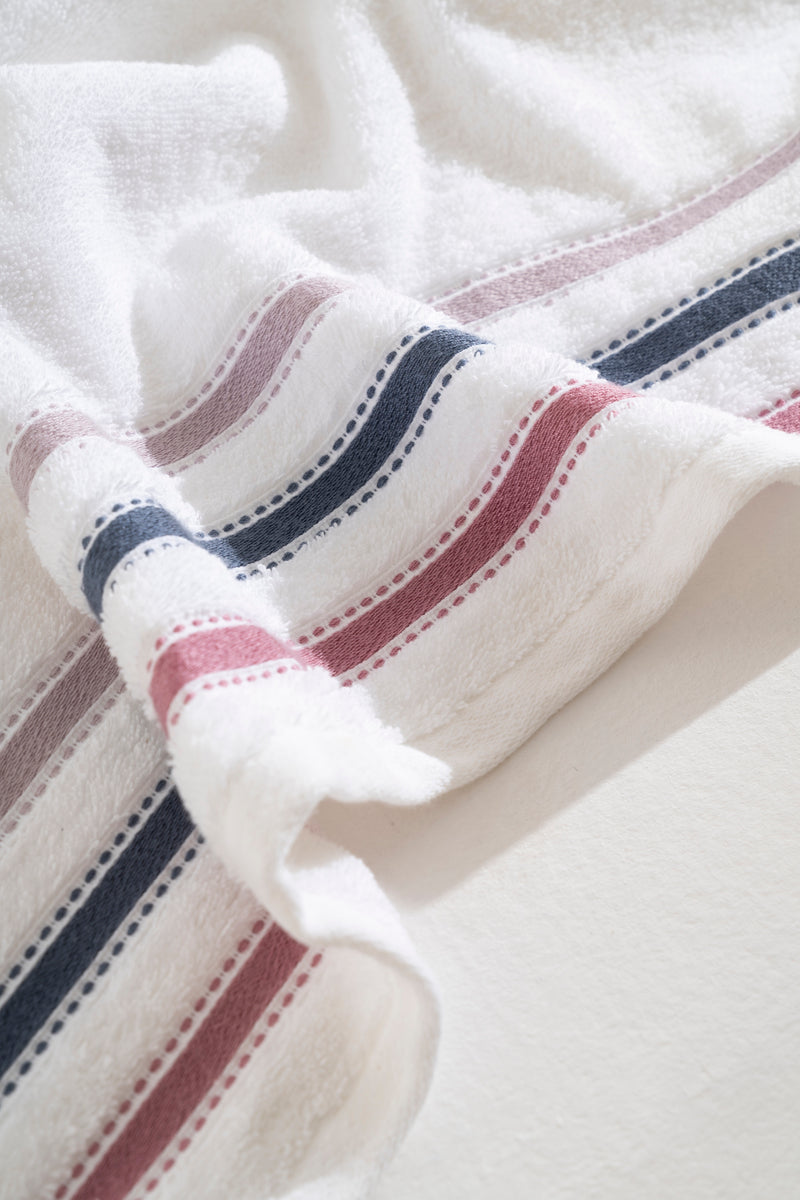 Luxury Spa Turkish Towels in White Color by ThirsyTowels.com